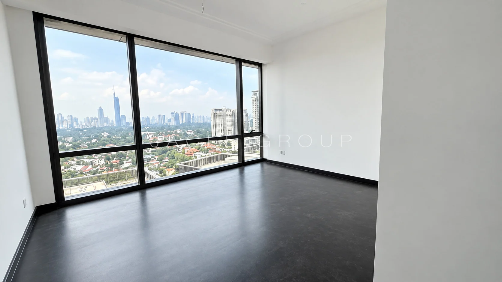 Crown Residences｜私人电梯与3间套房：卧室城市天际线景观